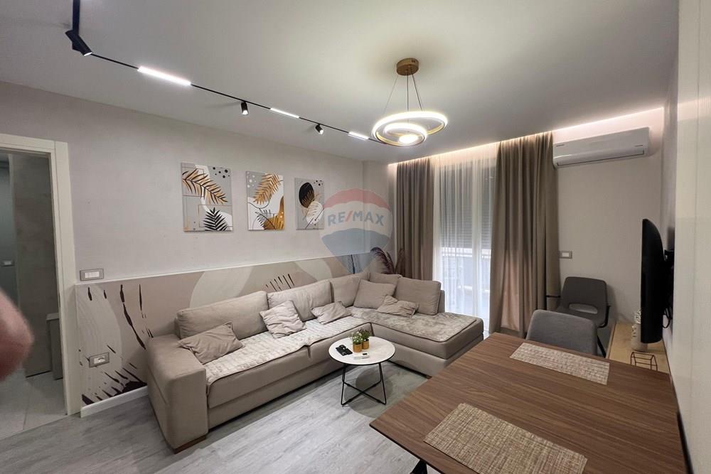 Apartamento de 2+1 habitaciones en alquiler