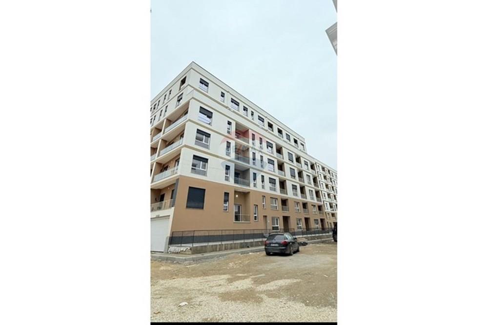 Golem, Durrës (6)