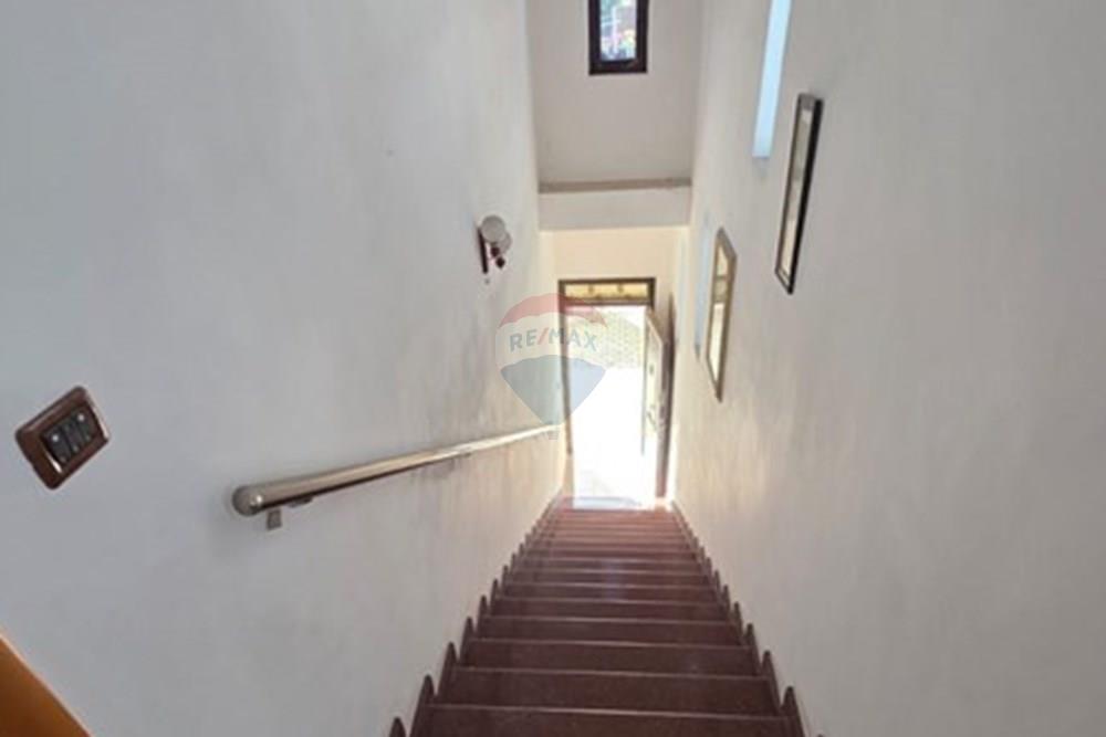 À louer, deuxième étage d'une maison (3)