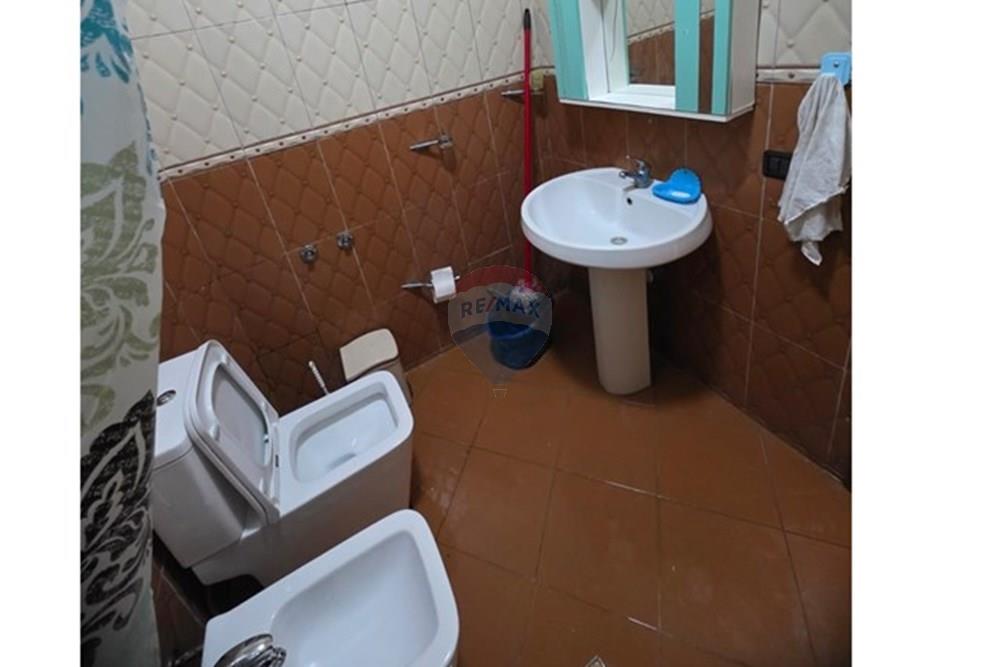 À louer, deuxième étage d'une maison (5)