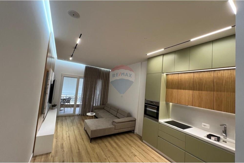 Apartamento 2+1 en alquiler cerca de kopshti botanik!