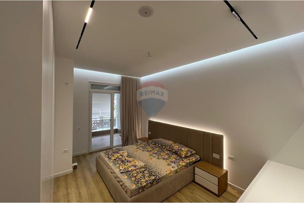 Apartamento 2+1 en alquiler cerca de kopshti botanik!