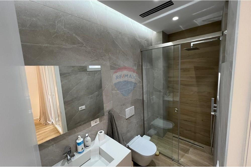 Apartamento 2+1 en alquiler cerca de kopshti botanik!