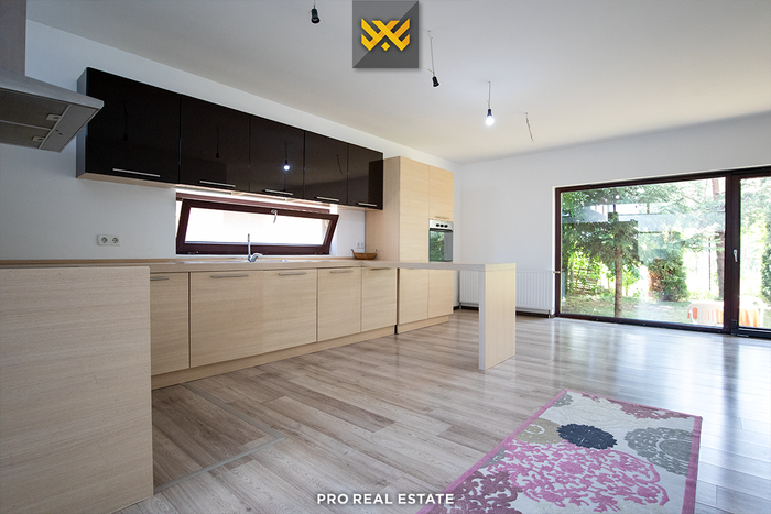 Casa de 360m² en venta en bërnicë e epërme (3)