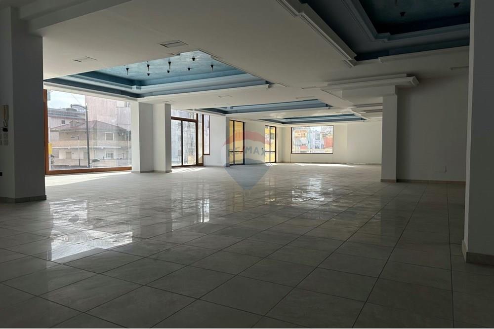 Commercial space (shop) for rent in one of the busiest areas of Fier city.
