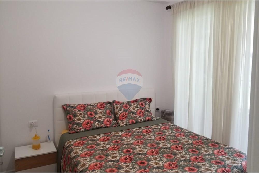 Jepet apartament 1+1 me qira