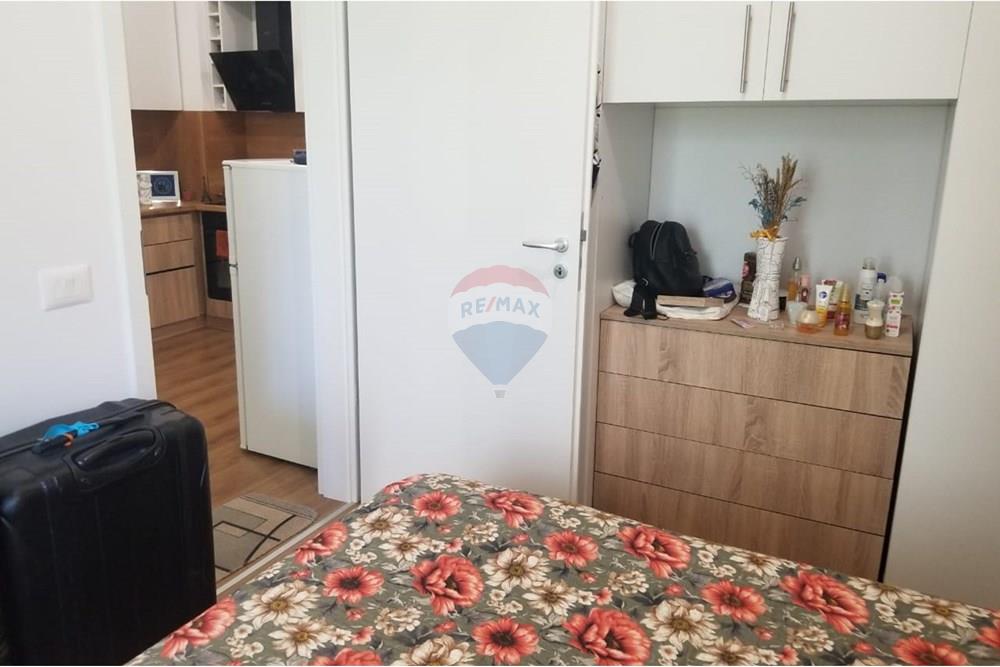 Jepet apartament 1+1 me qira