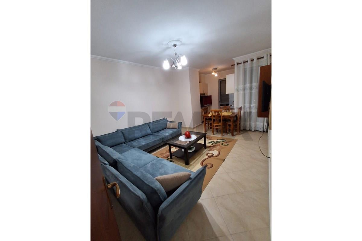 Apartamento 1+1 en alquiler en fresku, cerca de fizike berthamore, calle thoma filipeu