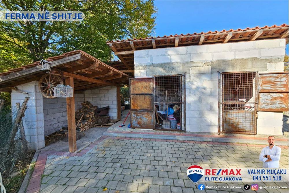 Ofrohet për #shitje ferma me sipërfaqe totale prej 66 ari, në fshatin morinë, afër pikës kufitare kosovë-shqipëri.