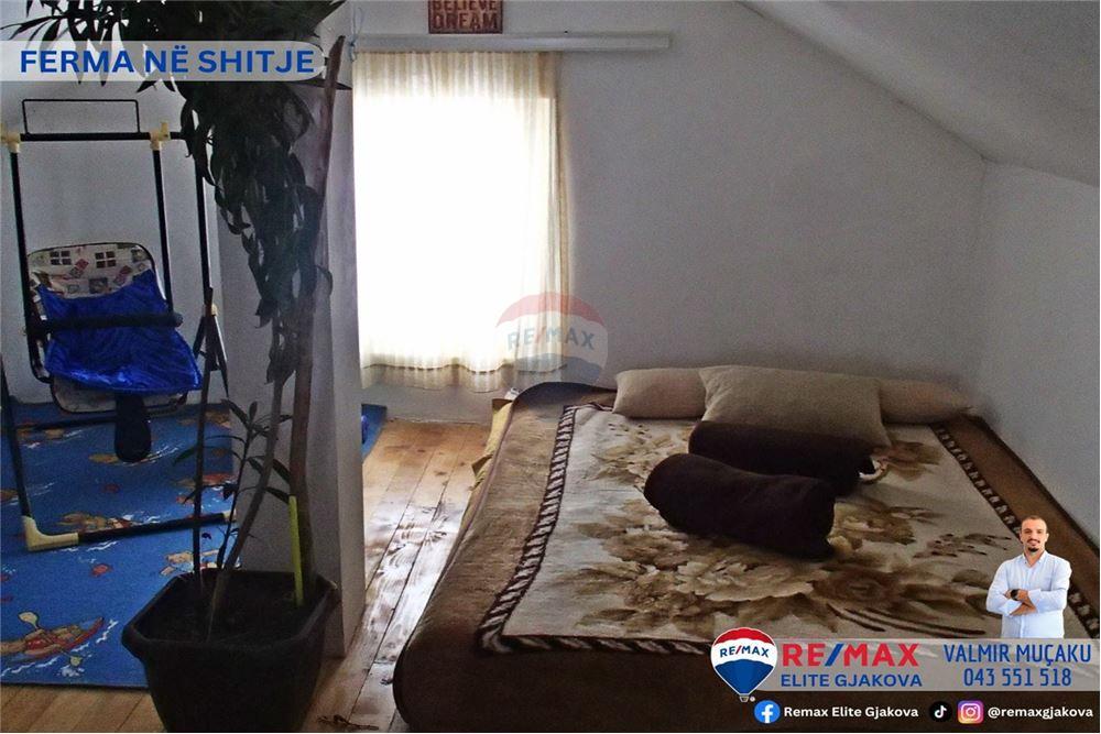 Ofrohet për #shitje ferma me sipërfaqe totale prej 66 ari, në fshatin morinë, afër pikës kufitare kosovë-shqipëri.