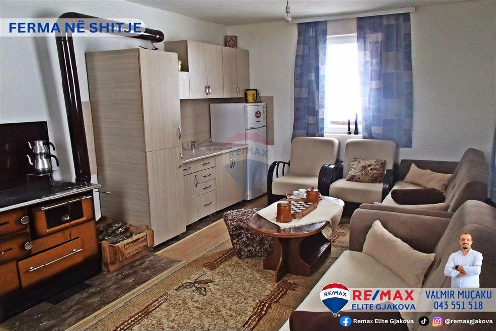 Ofrohet për #shitje ferma me sipërfaqe totale prej 66 ari, në fshatin morinë, afër pikës kufitare kosovë-shqipëri.
