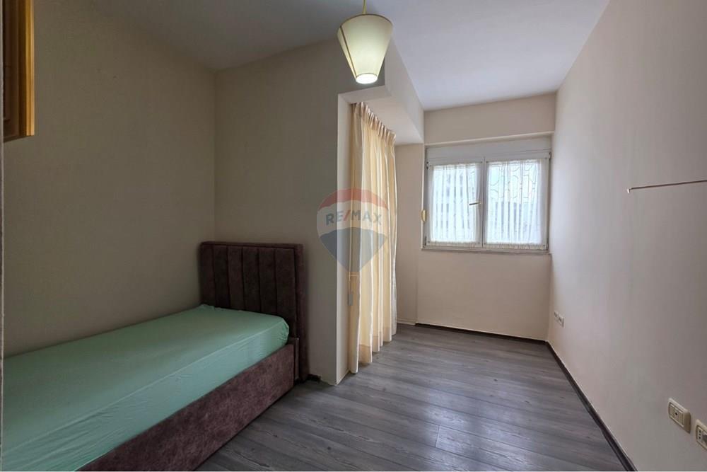 Apartamento 2+1 para alugar perto da faculdade de direito (3)