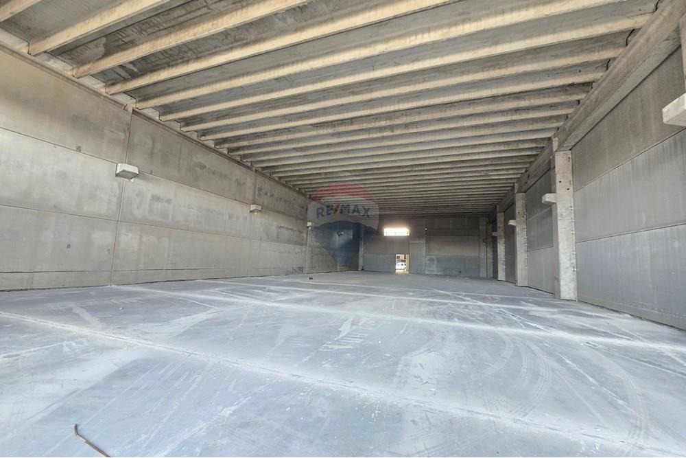 Kapanoni forma parte del complejo Tirana industrial park 2. (3)