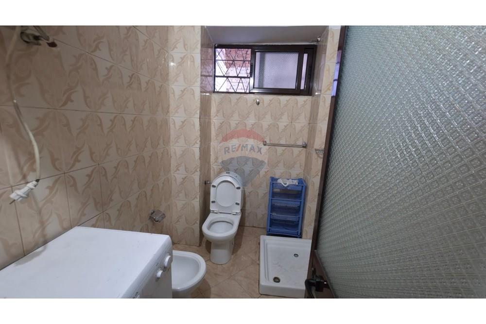Shitet apartament 3+1+2 te mine peza