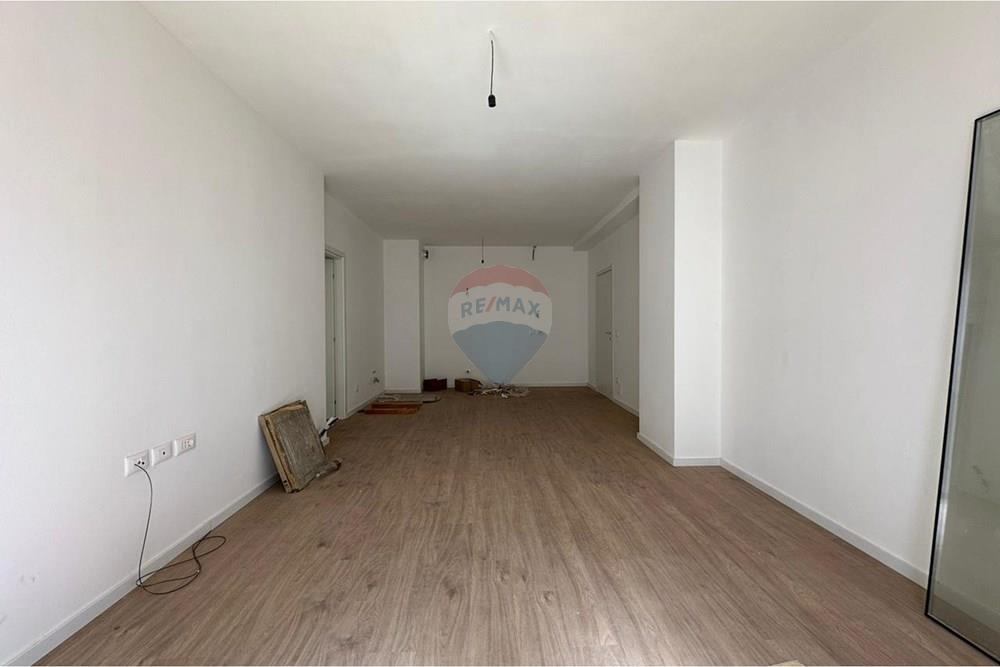 Opportunité seulement 1780 € par m² à bulevardi ri, orbital
