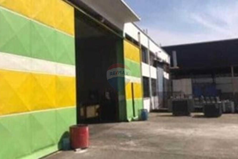 Capannone in vendita sull'autostrada Tirana-durazzo (km 6) (2)