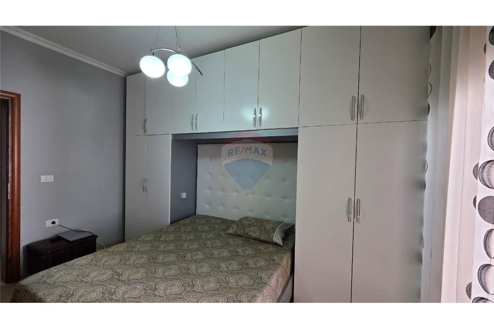 Apartamento 2+1 à venda perto da igreja ortodoxa, Vlorë (5)
