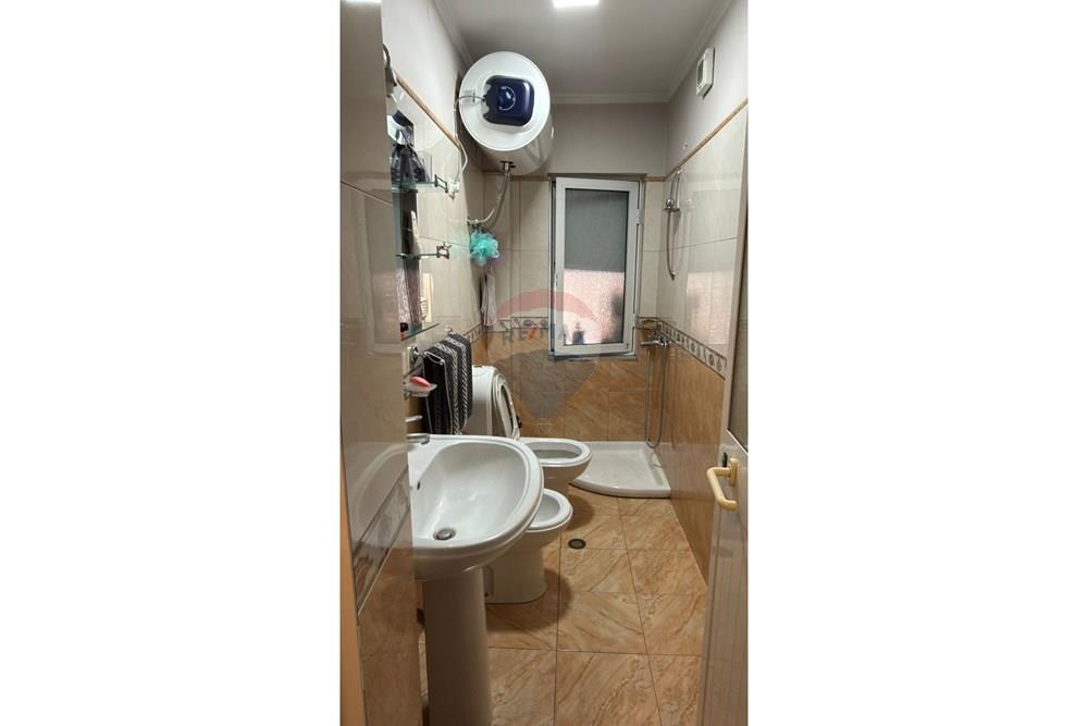 Appartement à vendre 3+1 rue e kavajës