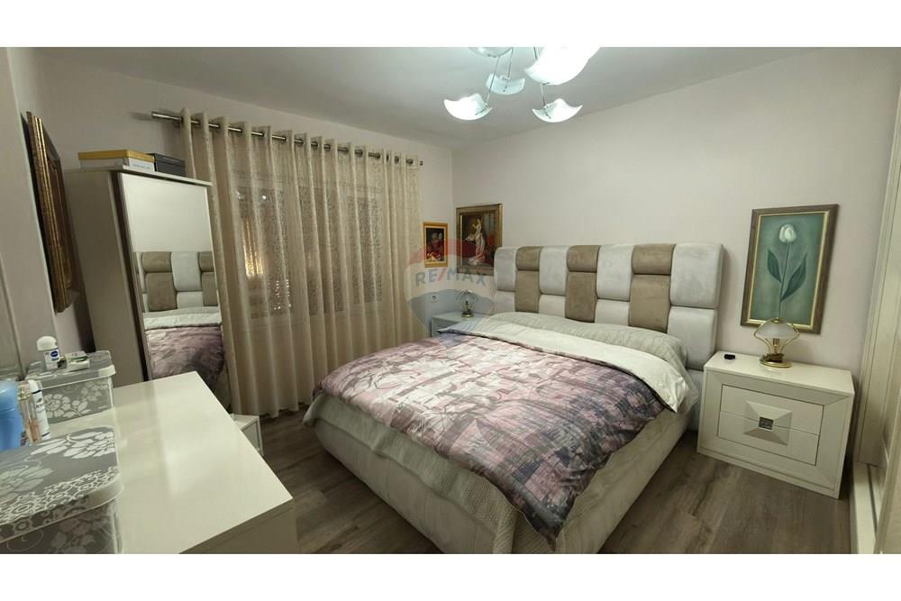 Appartement à vendre 3+1 rue e kavajës