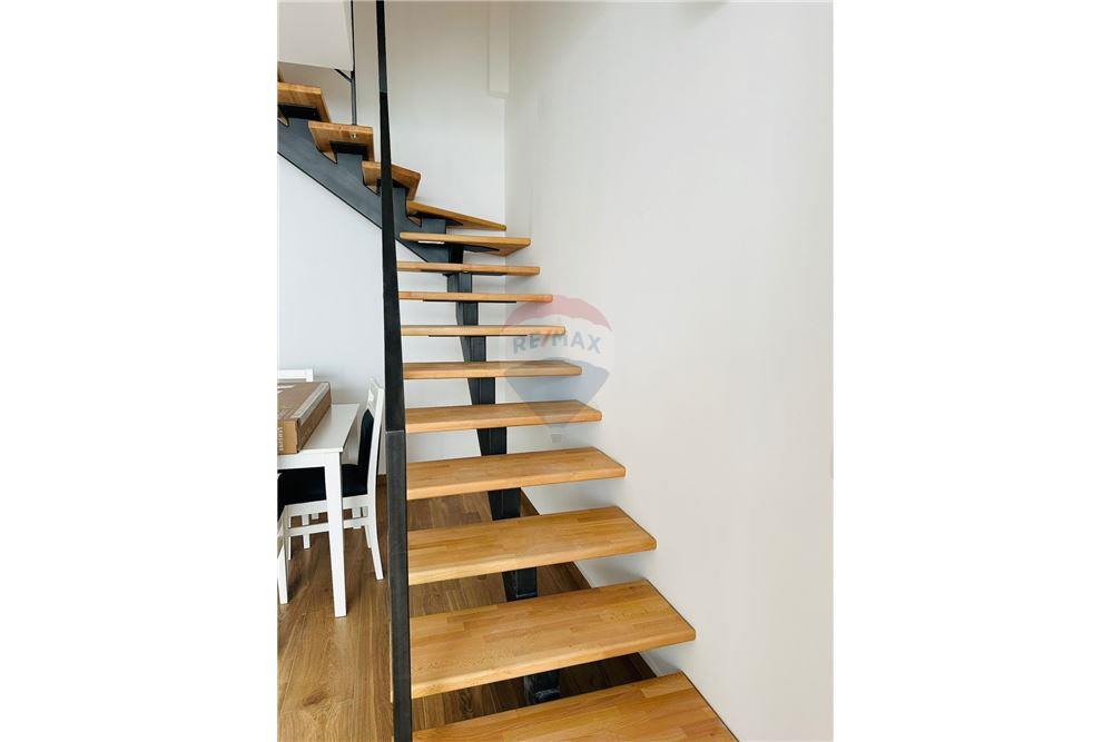 Duplex in vendita con cortile privato costruzione di alta qualità in edificio ben gestito (5)