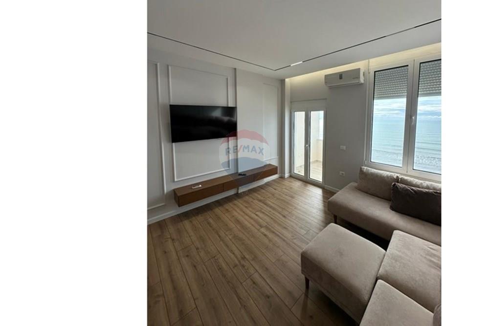 Rrota e kuqe, Durrës (4)