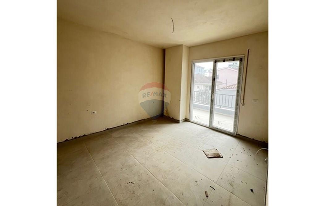 Apartment 2+1+2 zum verkauf zone 5 maji