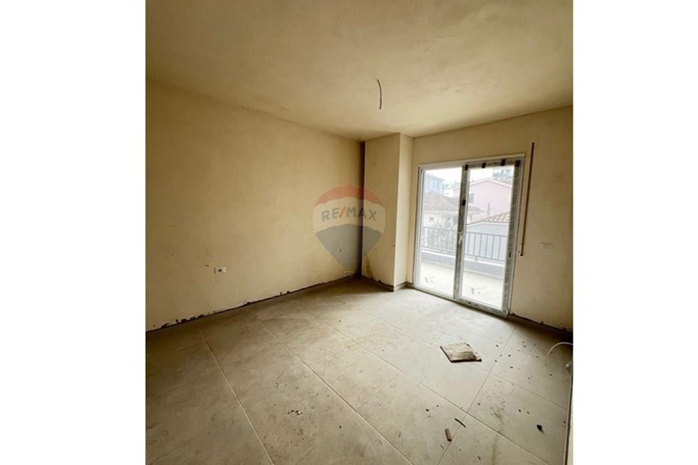 Apartment 2+1+2 zum verkauf zone 5 maji (5)