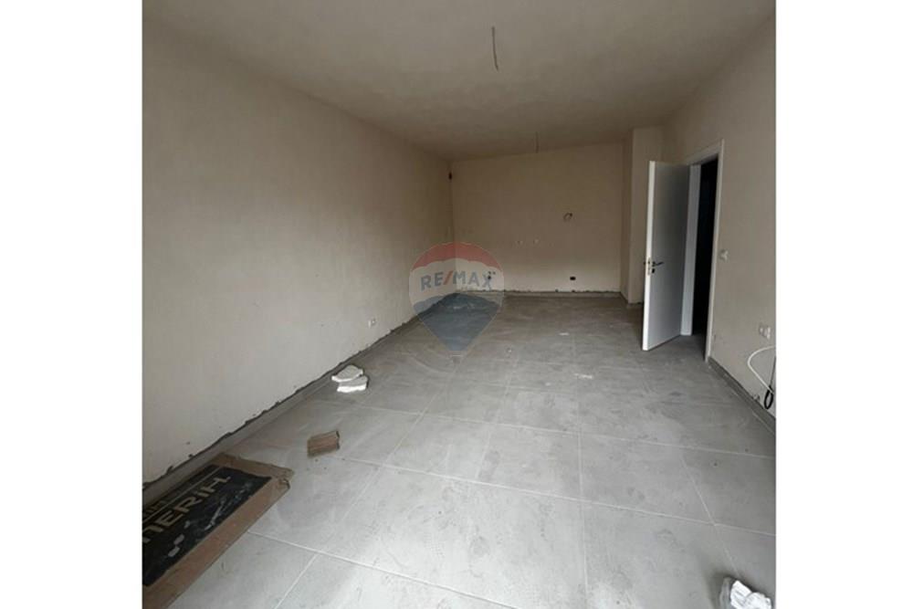 Apartment 2+1+2 zum verkauf zone 5 maji (7)