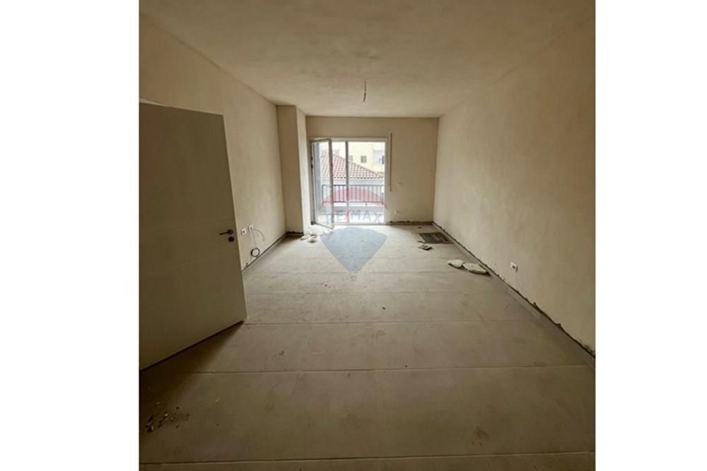Apartment 2+1+2 zum verkauf zone 5 maji (8)