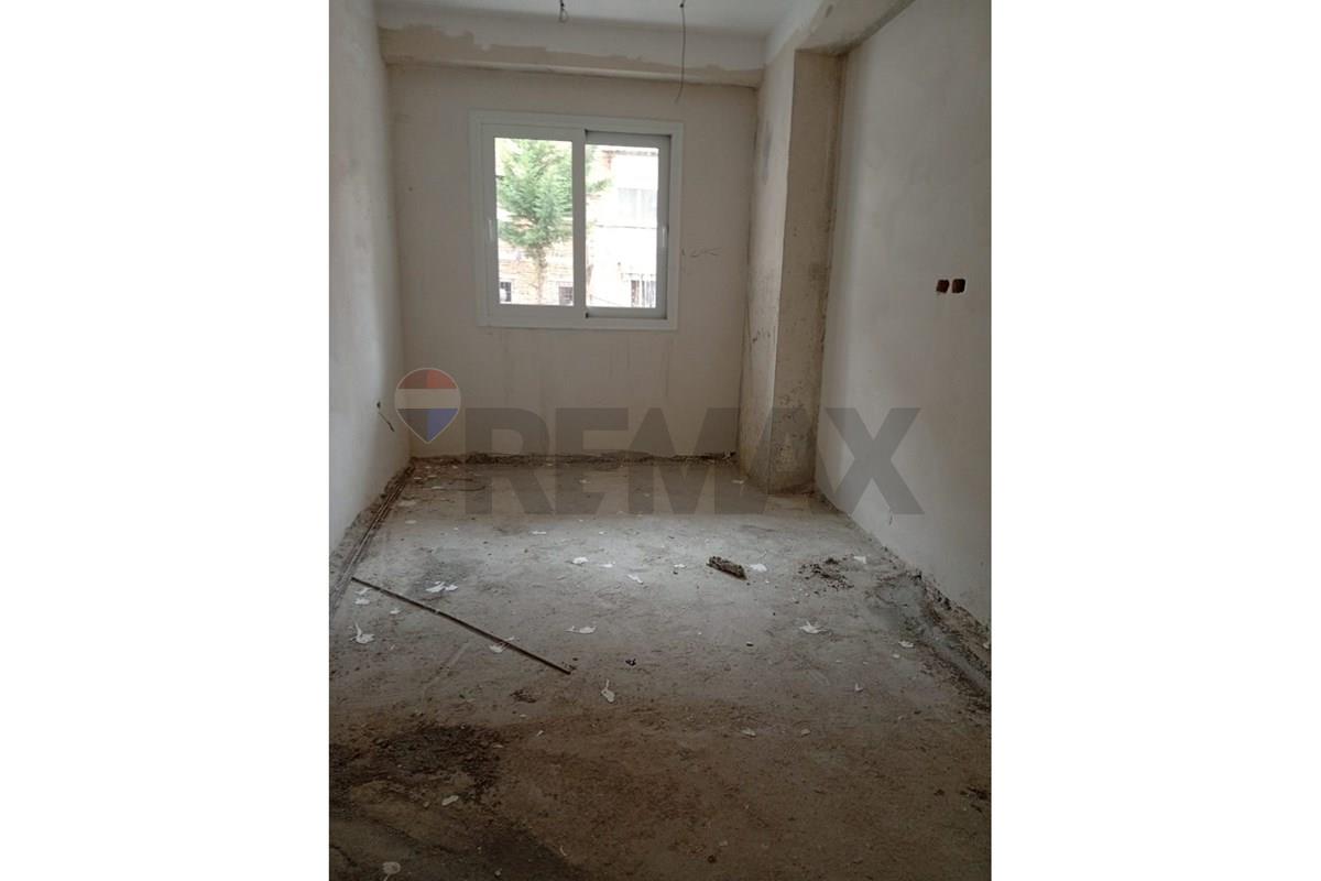 Gjimnazi Ali Demi, Vlorë (7)