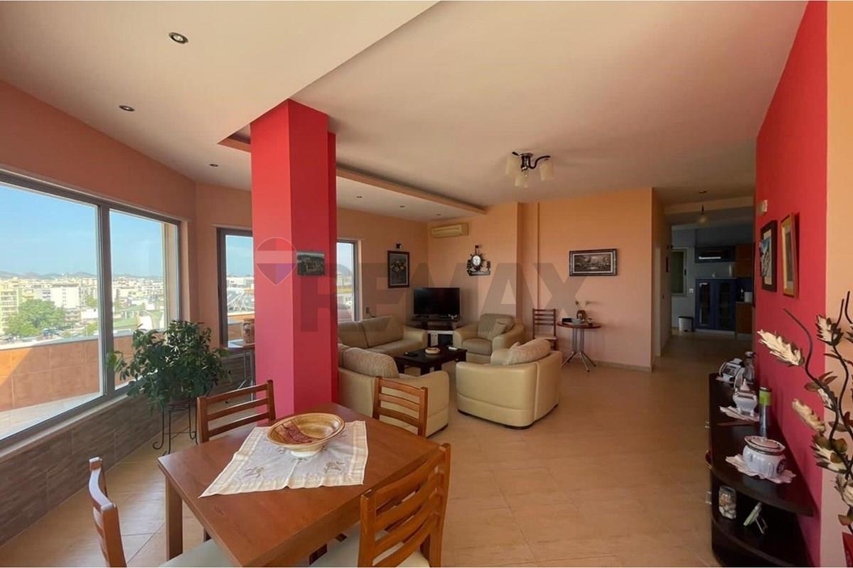 Appartement premium au dernier étage à plazh, Durrës, avec une vue fantastique sur la mer. (2)