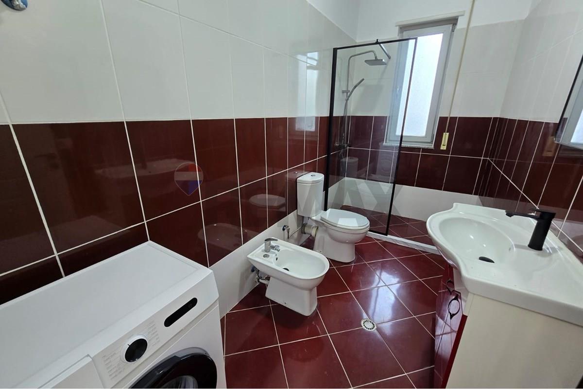 Appartamenti situati nella zona di astirit, a vila l.