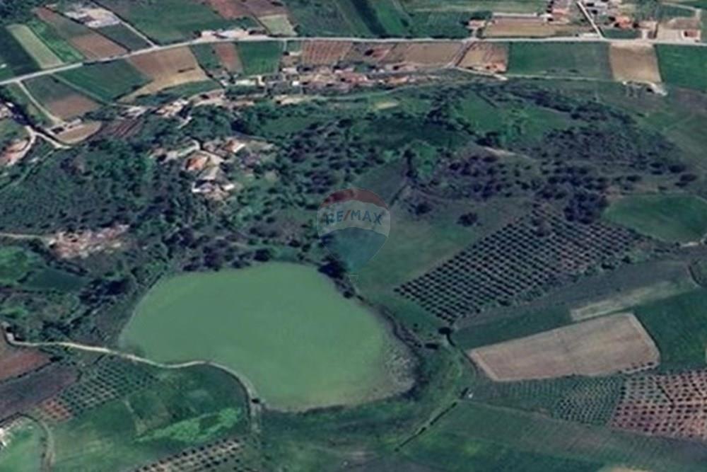 Terreno in vendita a rromanat, Durrës 8400 m² (3)