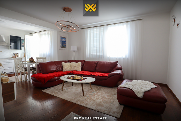 Appartement de 74m² à #vente sur rruga b