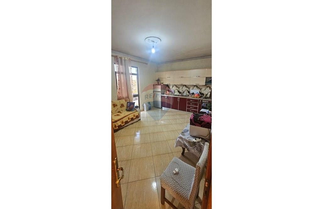 Private house for sale in shkoze 3+1