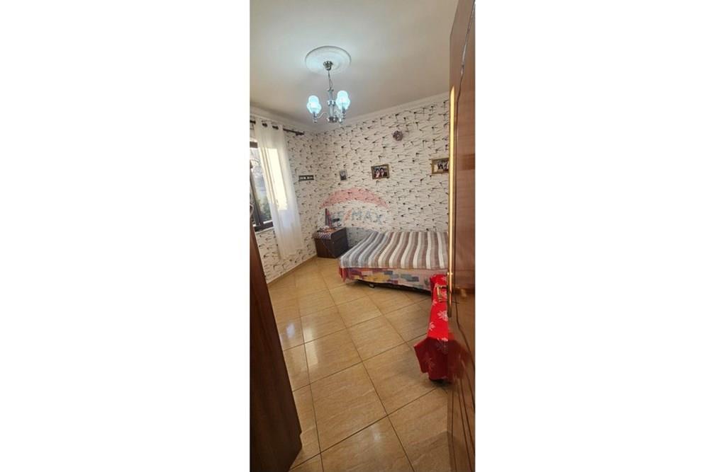 Private house for sale in shkoze 3+1