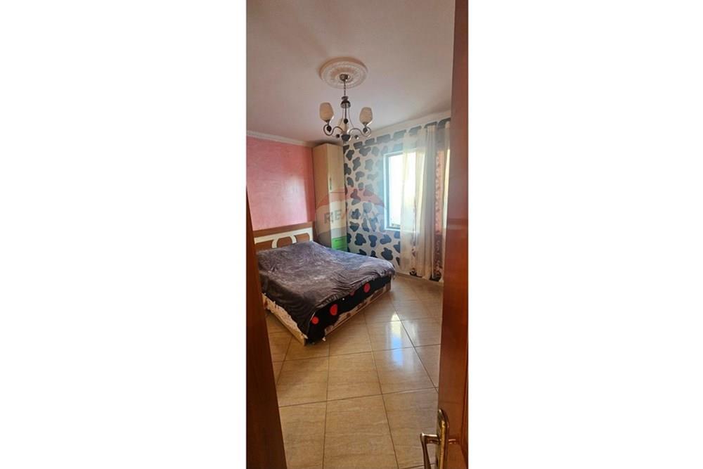 Private house for sale in shkoze 3+1