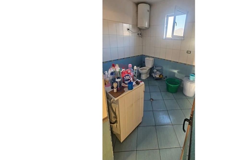 Private house for sale in shkoze 3+1
