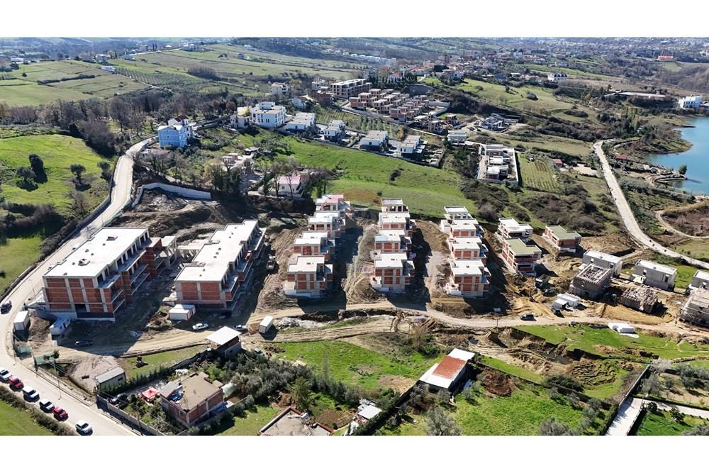 Liqeni i farkës, Tirana