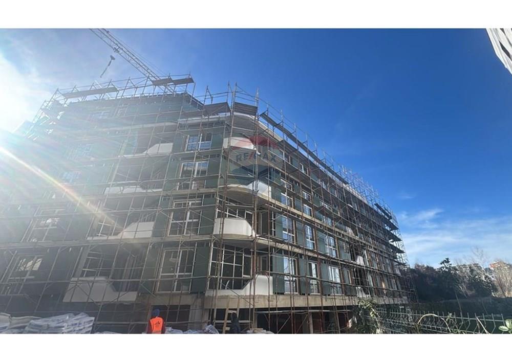 Apartament në shitje Liqeni i Thatë