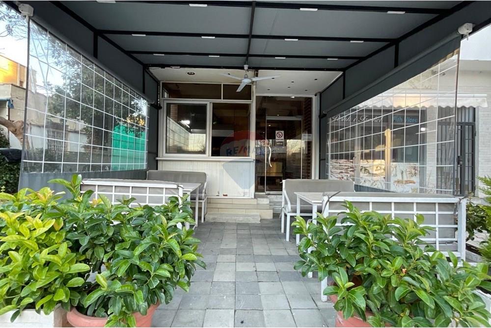 Rruga demokracia, Vlorë