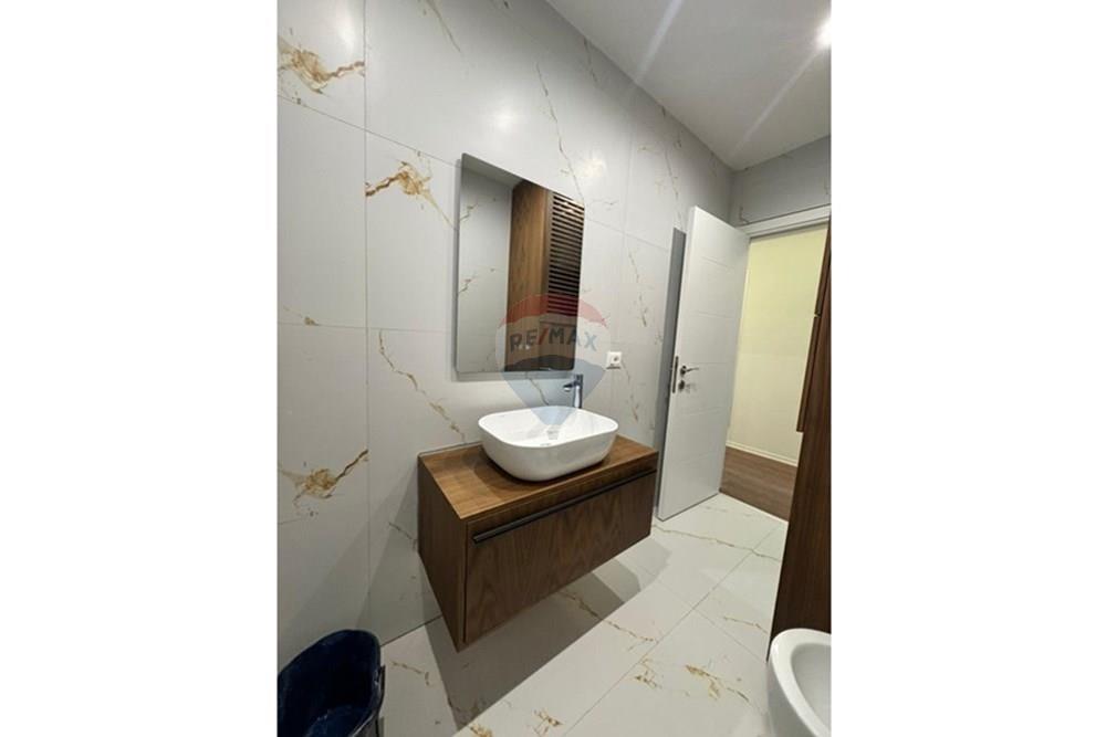 2+1 apartment for rent in xhamllik
