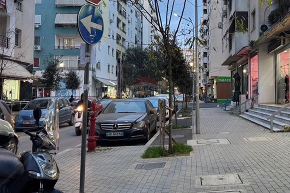 Commercial space for rent located on a main street with very high visibility and continuous flow of pedestrians and vehicles.