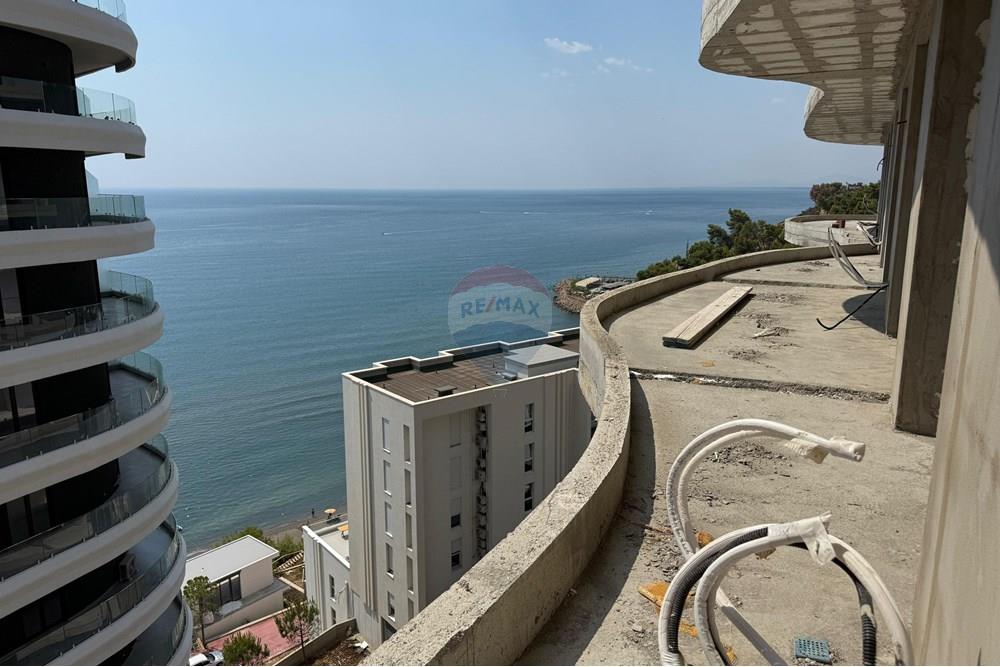 Rana hedhun, Lezhë