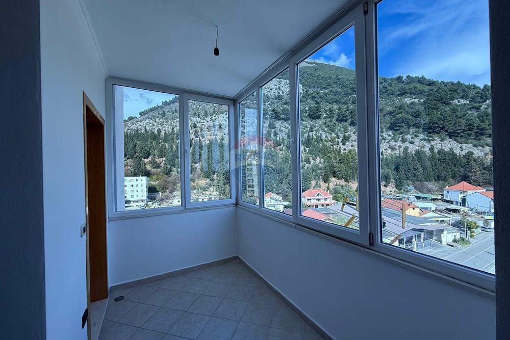 Rruga straus, Lezhë (4)