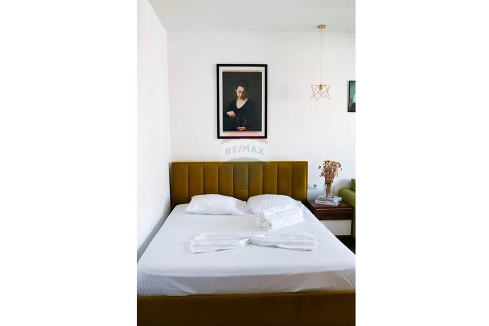 Wohnung zum verkauf mit einer gesamtfläche von 78 quadratmetern, aufgeteilt in 2 ein-zimmer-wohnungen und eine studiowohnung (3)