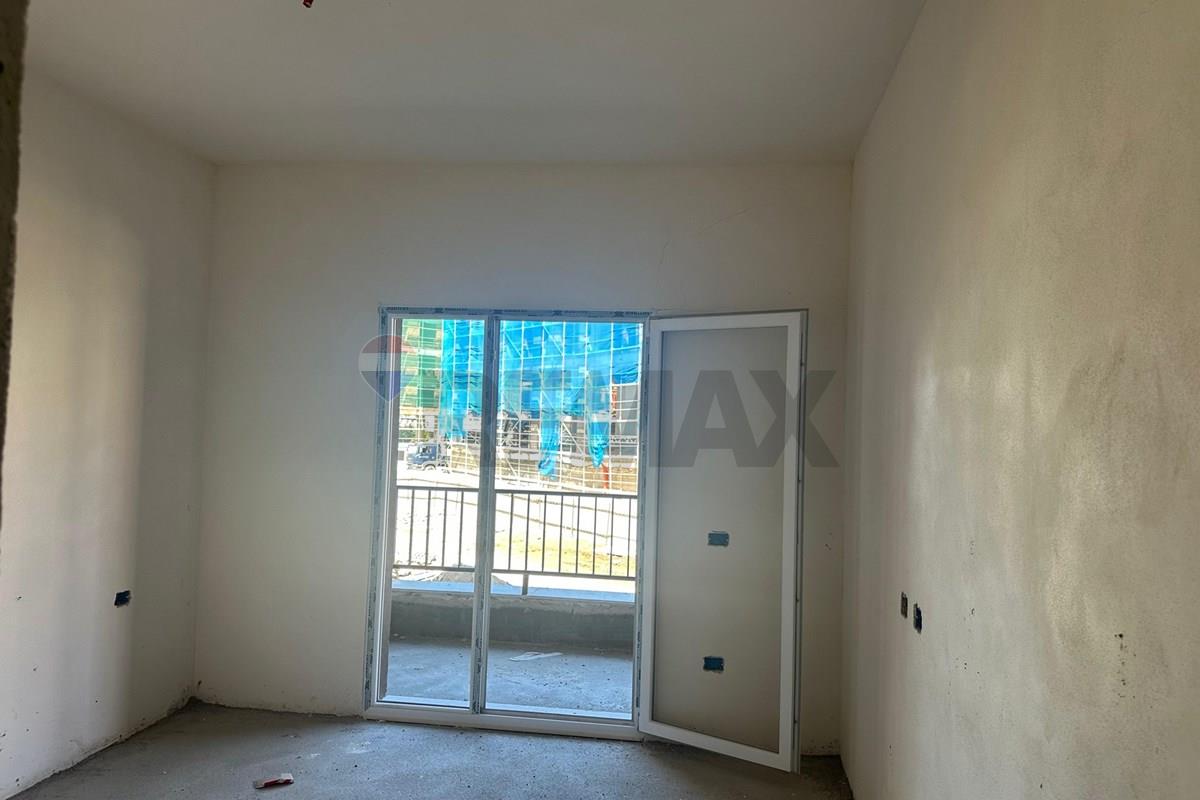 Apartment 3+1, british residence, paskuqan