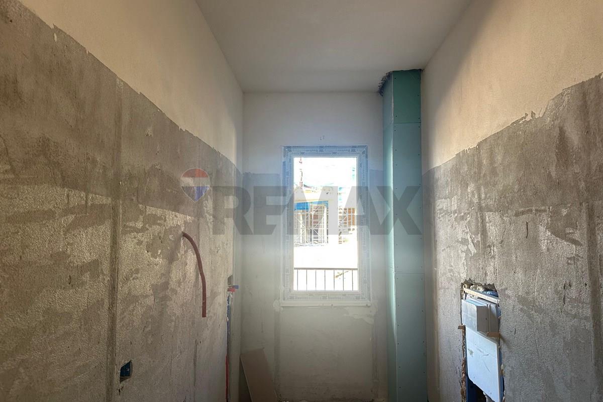 Apartment 3+1, british residence, paskuqan