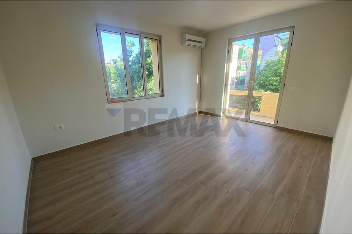 Jepet ambient 3+1,73.4 metra katror, per zyra!
