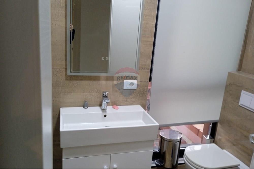 Apartament 2+1 me qira rruga e kavajës